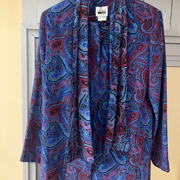 Vintage 1980s Leslie Fay Shirt Dress w/ Tie – Size 10 (See Measurements) - Picture 8 of 9